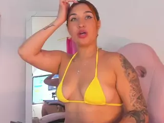 Alba-Grey's Live Sex Cam Show