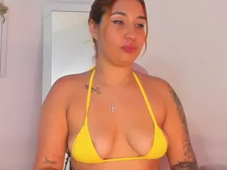 Alba-Grey's Live Sex Cam Show