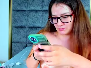 ValentinaStaar's Live Sex Cam Show