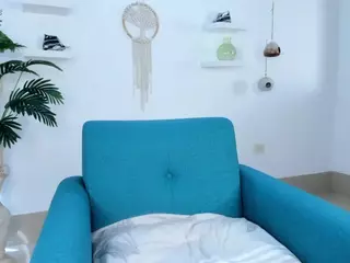Aura-cute's Live Sex Cam Show