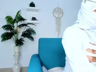 Aura-cute's Live Sex Cam Show