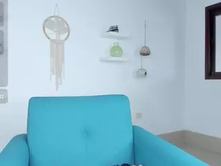 Aura-cute's Live Sex Cam Show