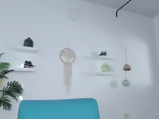 Aura-cute's Live Sex Cam Show