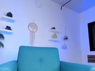 Aura-cute's Live Sex Cam Show