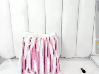 Isabella-colinss's Live Sex Cam Show