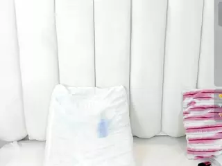 Isabella-colinss's Live Sex Cam Show
