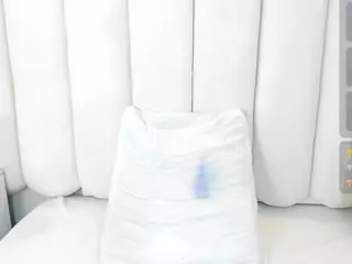 Isabella-colinss's Live Sex Cam Show