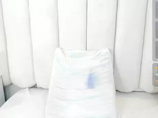 Isabella-colinss's Live Sex Cam Show