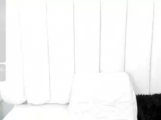 Isabella-colinss's Live Sex Cam Show