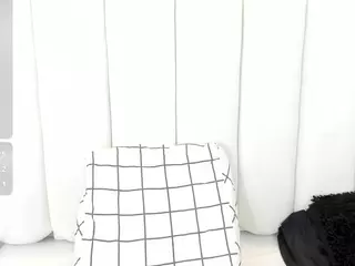 Isabella-colinss's Live Sex Cam Show