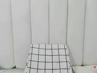 Isabella-colinss's Live Sex Cam Show