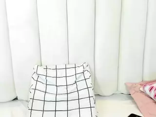 Isabella-colinss's Live Sex Cam Show