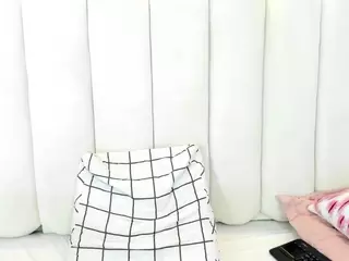 Isabella-colinss's Live Sex Cam Show