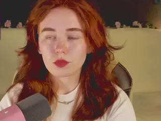 Kwiinela's Live Sex Cam Show