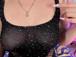 lexxie-bunny's Live Sex Cam Show