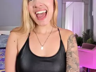 lexxie-bunny's Live Sex Cam Show