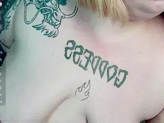 ZaraReign's Live Sex Cam Show