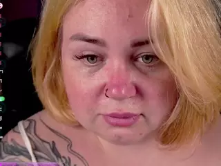 ZaraReign's Live Sex Cam Show