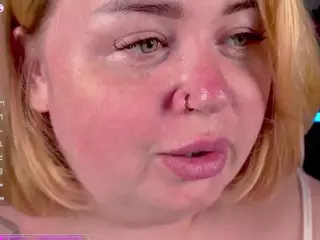 ZaraReign's Live Sex Cam Show