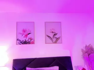 LAVA's Live Sex Cam Show