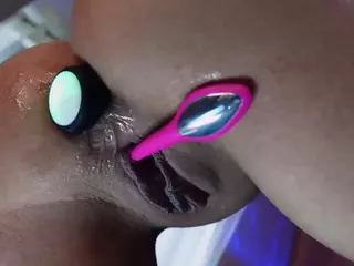 Oddetteblackk's Live Sex Cam Show