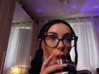 Oddetteblackk's Live Sex Cam Show