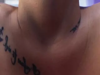 Oddetteblackk's Live Sex Cam Show