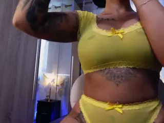 Oddetteblackk's Live Sex Cam Show