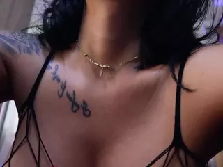 Oddetteblackk's Live Sex Cam Show