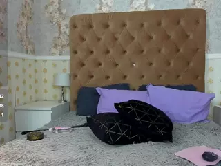 Vivian-Cross's Live Sex Cam Show