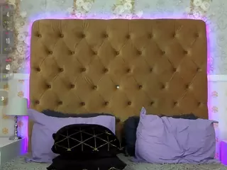 Vivian-Cross's Live Sex Cam Show