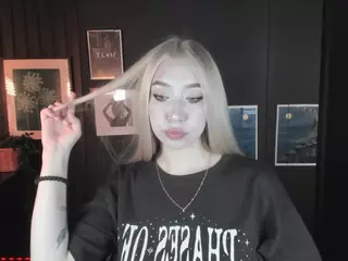 AnnabelleArt's Live Sex Cam Show