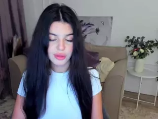 SnowingWinter's Live Sex Cam Show