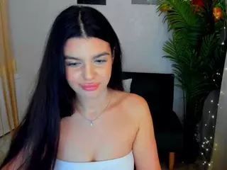 SnowingWinter's Live Sex Cam Show