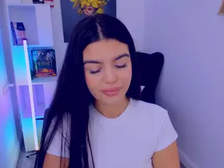 SnowingWinter's Live Sex Cam Show