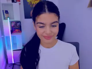 SnowingWinter's Live Sex Cam Show