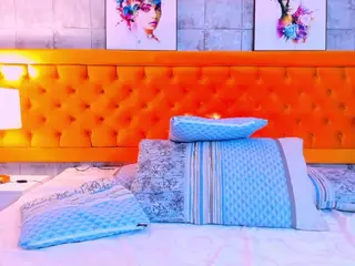 BritneyCortz's Live Sex Cam Show