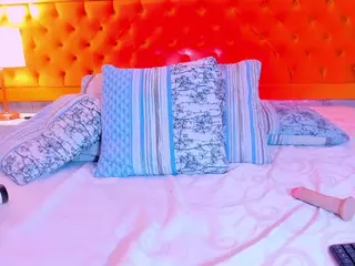 BritneyCortz's Live Sex Cam Show