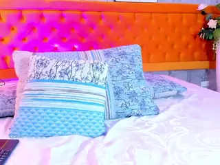 BritneyCortz's Live Sex Cam Show