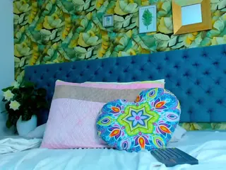 BritneyCortz's Live Sex Cam Show