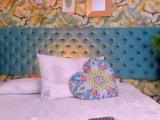 BritneyCortz's Live Sex Cam Show