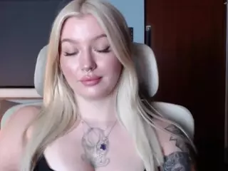 CamilaxKitty's Live Sex Cam Show