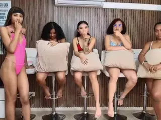 dayannawins's Live Sex Cam Show