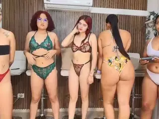 dayannawins's Live Sex Cam Show
