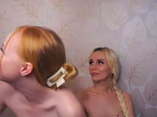 We  Delia And Sofia's Live Sex Cam Show