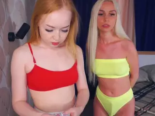 We  Delia And Sofia's Live Sex Cam Show