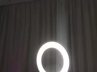 BereniceBufkin's Live Sex Cam Show