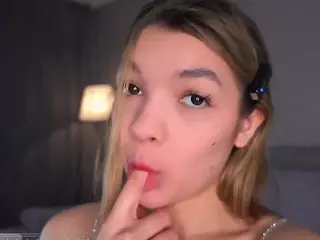 Eva's Live Sex Cam Show