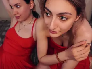 Mia and Elfy's Live Sex Cam Show