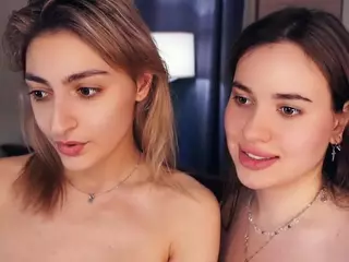 Mia and Elfy's Live Sex Cam Show